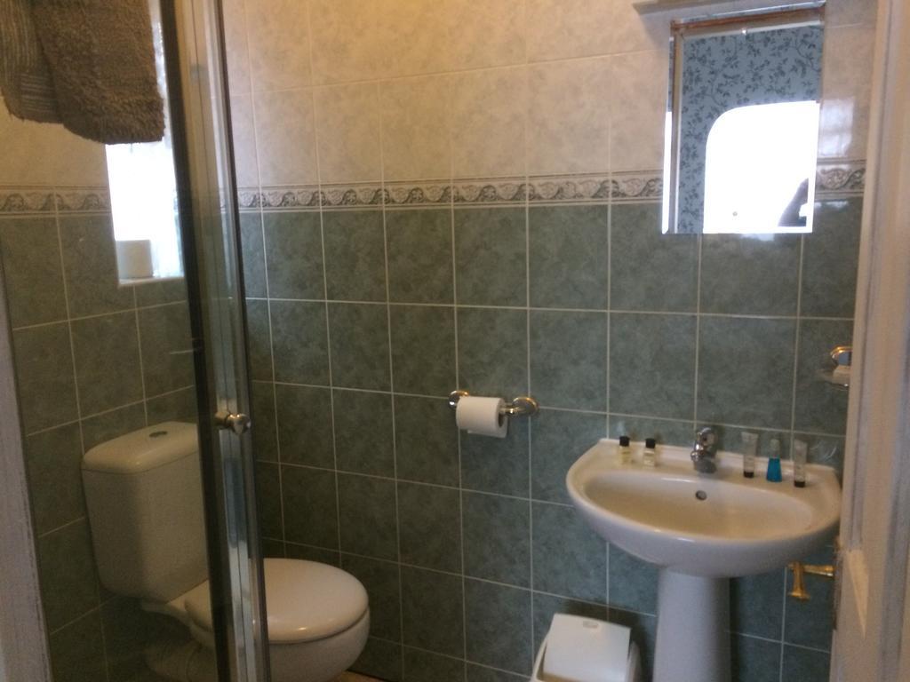 Chatley Court Guest House Бридлингтън Екстериор снимка