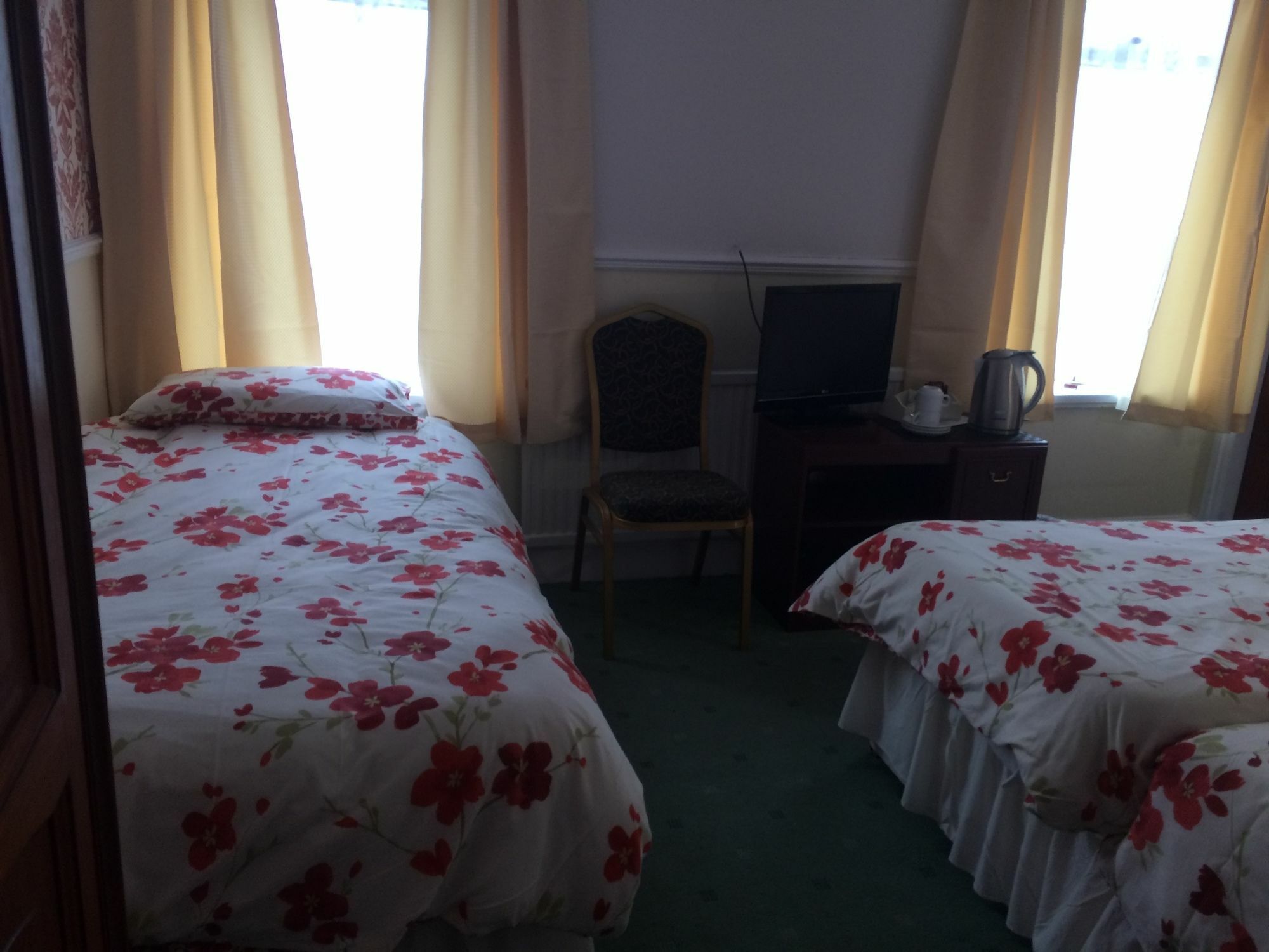 Chatley Court Guest House Бридлингтън Екстериор снимка